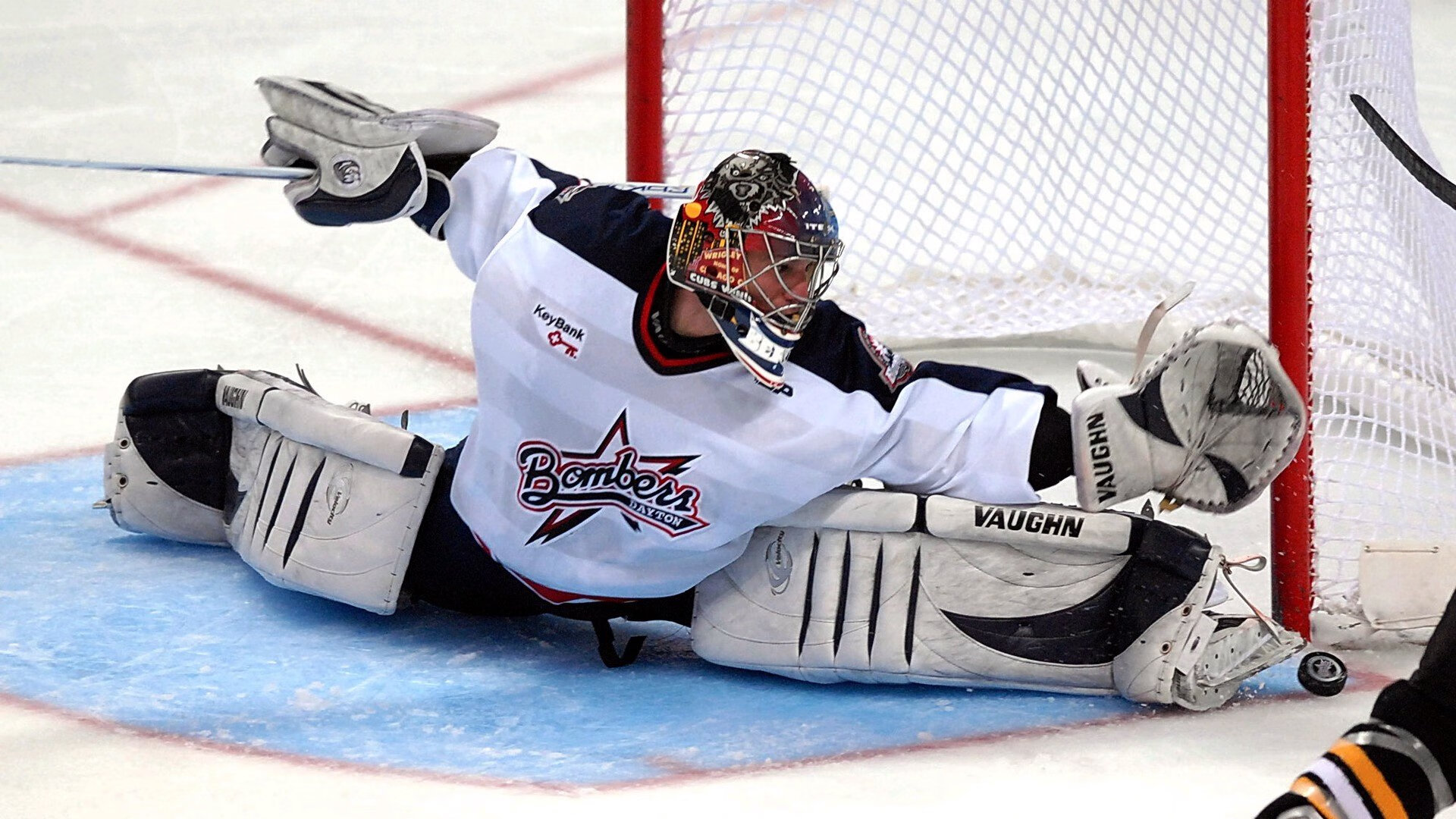 全球首届机器人竞技大赛落幕 科技与体育融合开启新纪元